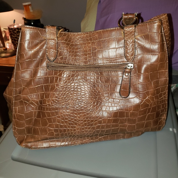 XL Faux Leather Crocodile/Snakskin Brown purse by Bueno - Picture 14 of 16